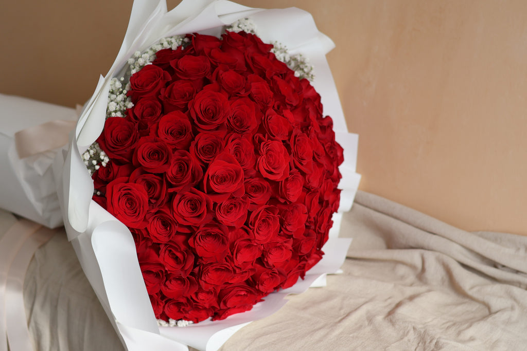 100 Long Stem Roses