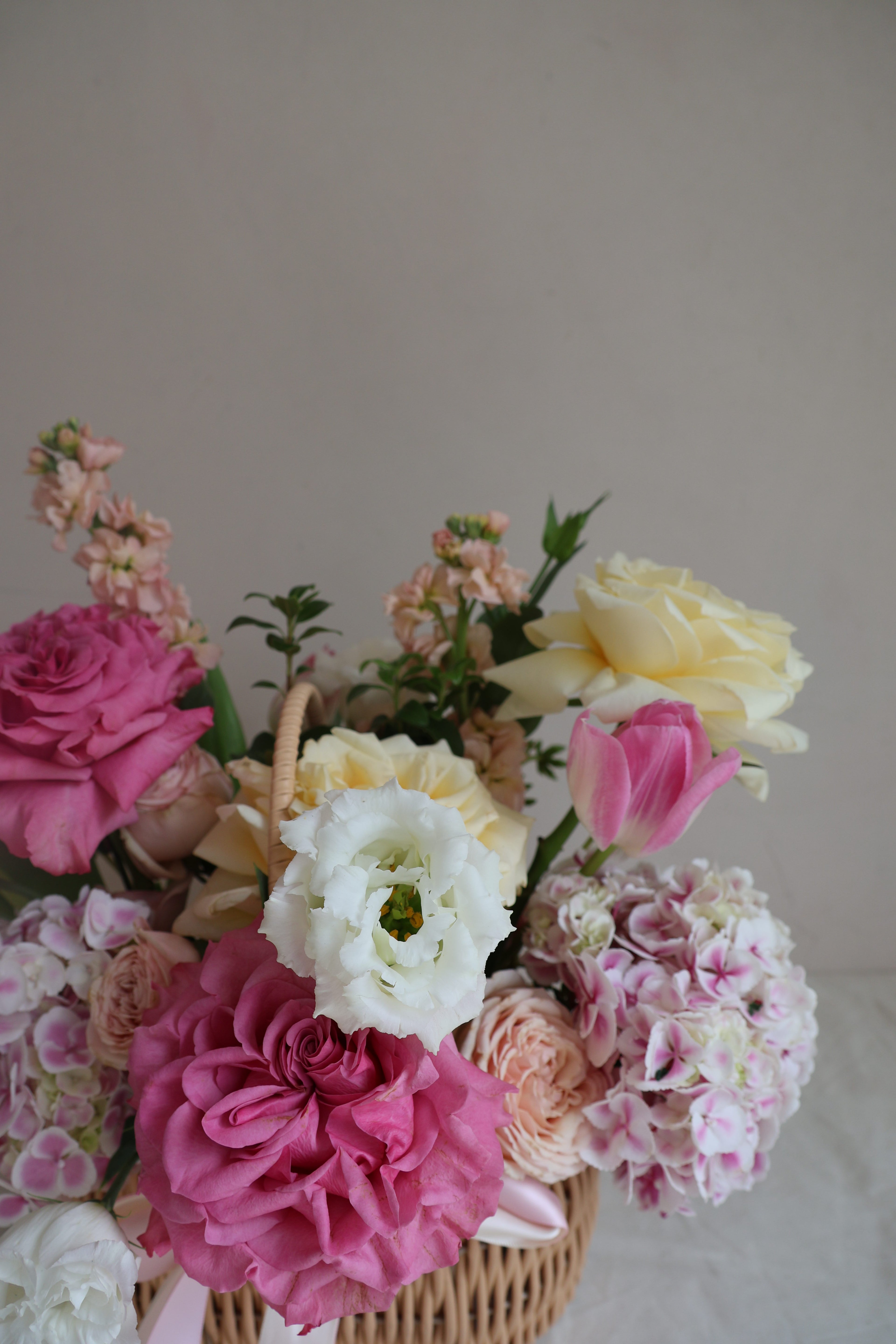 Rosé Bloom Basket