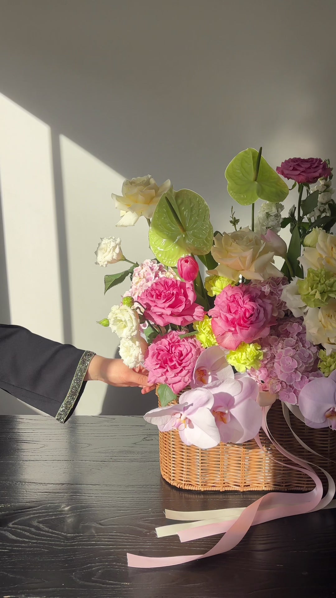 Grand Bloom Basket