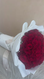 100 Long Stem Roses